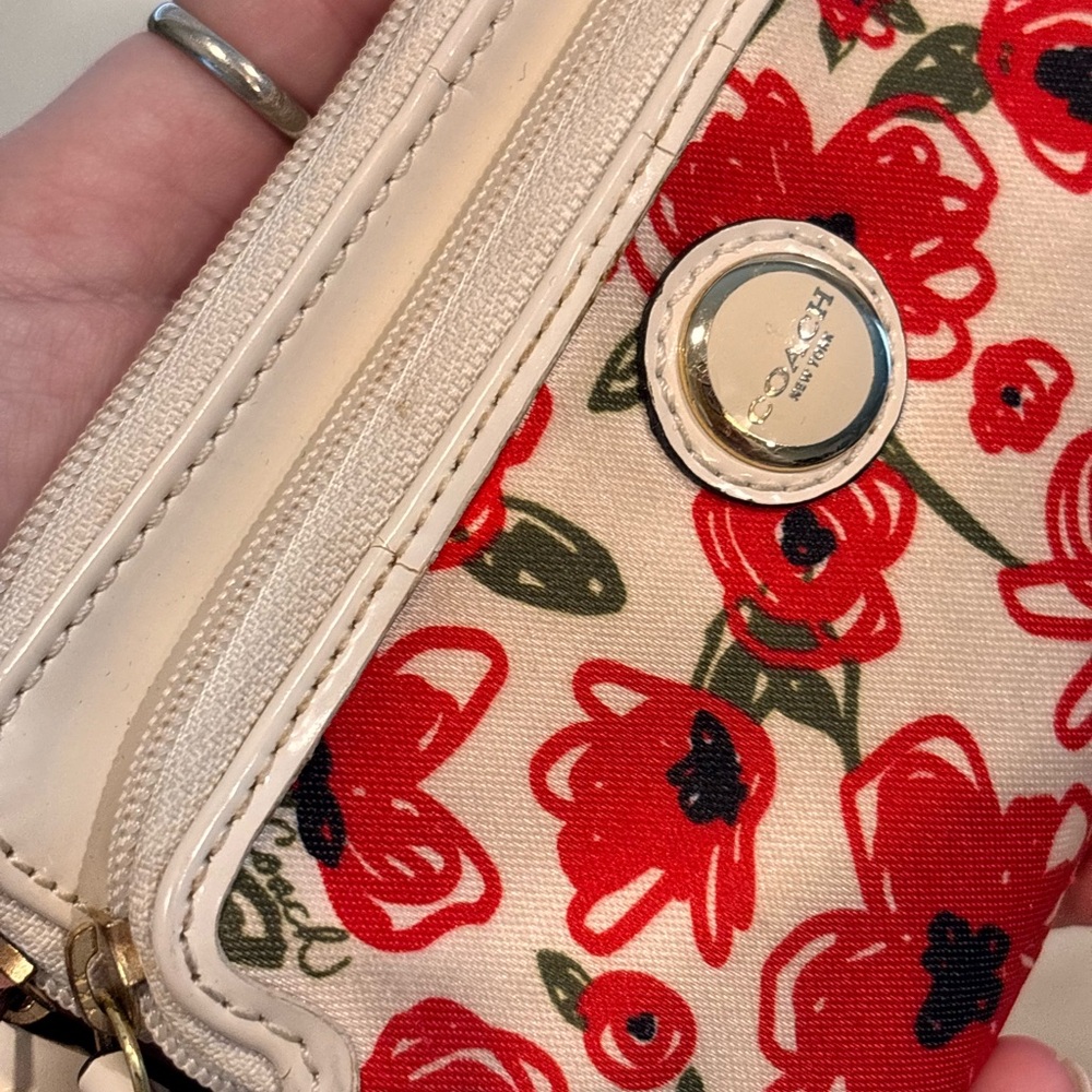 COACH Poppy Flower Print Small Wristlet (Style F48950) - Picture 9 of 16